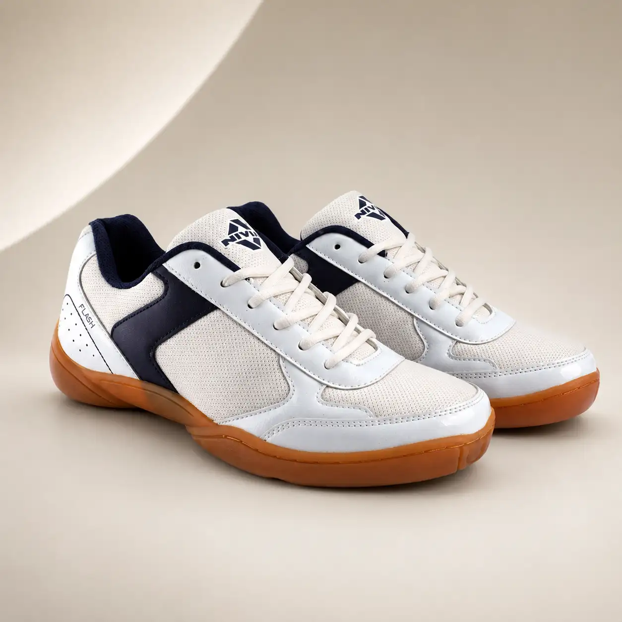 Badminton shoes